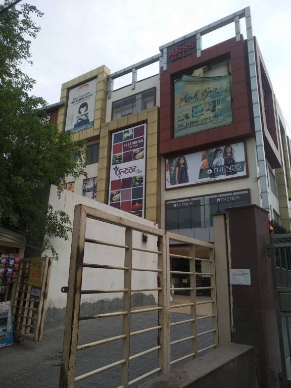 Arora Estate Arora Floors I