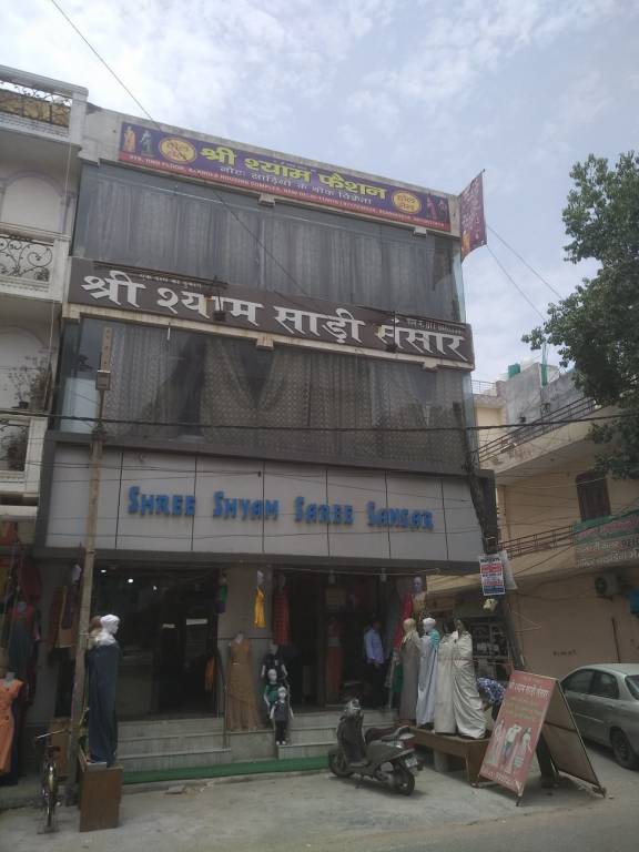 Raghuvanshi Developers and Energy Solutions Raghuvanshi Floors   IV