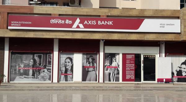 mainOther of Avni Avni Royal