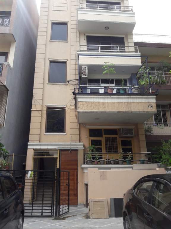 Aarone Aarone Homes 8