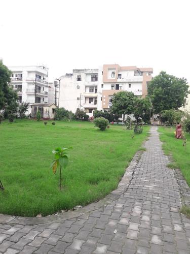  aura-apartment Landscape Garden and Tree Planting