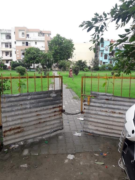  aura apartment Landscape Garden and Tree Planting