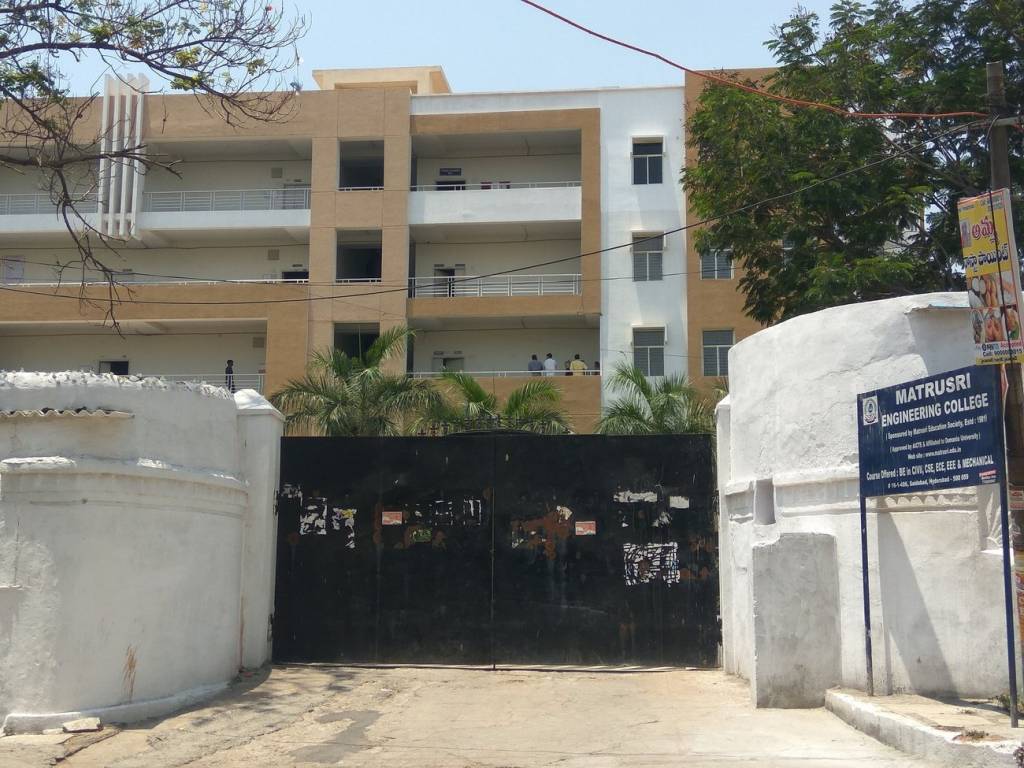 Thipparthi Thipparthi Fort House at Saidabad