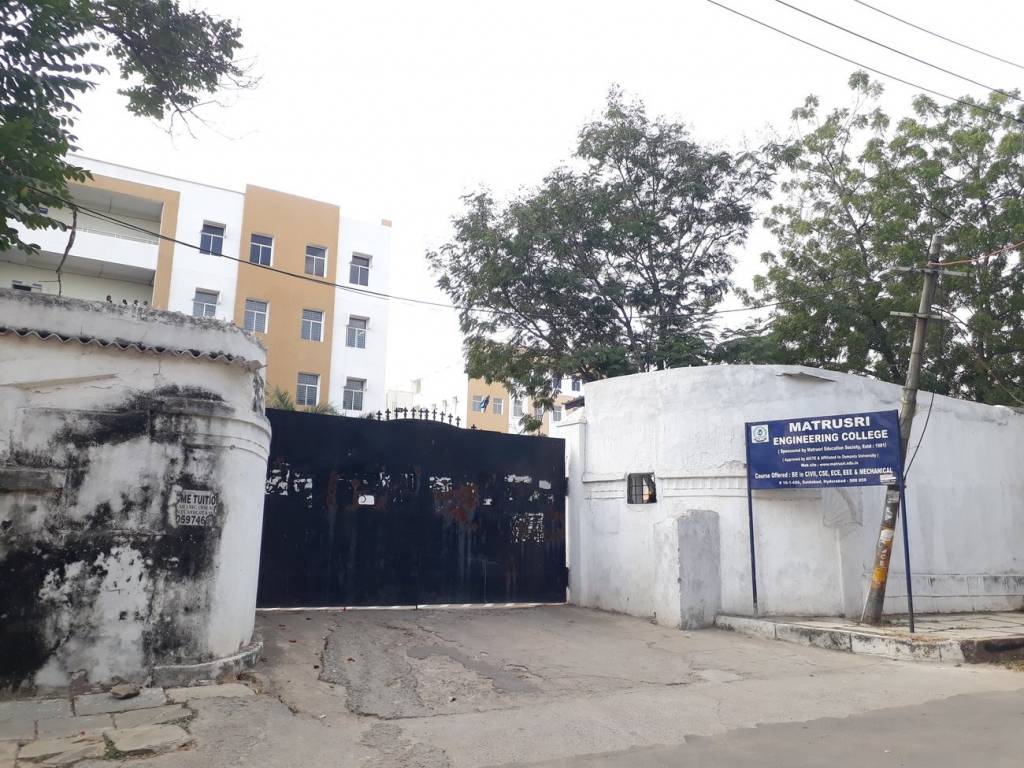 Thipparthi Thipparthi Fort House at Saidabad