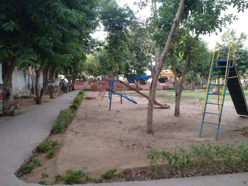 Real Estate Shopee Images Floors   3