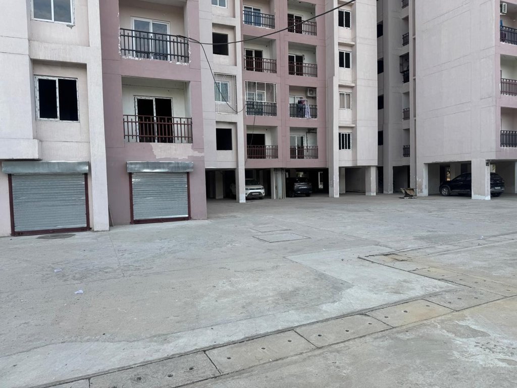  imperial green Car Parking