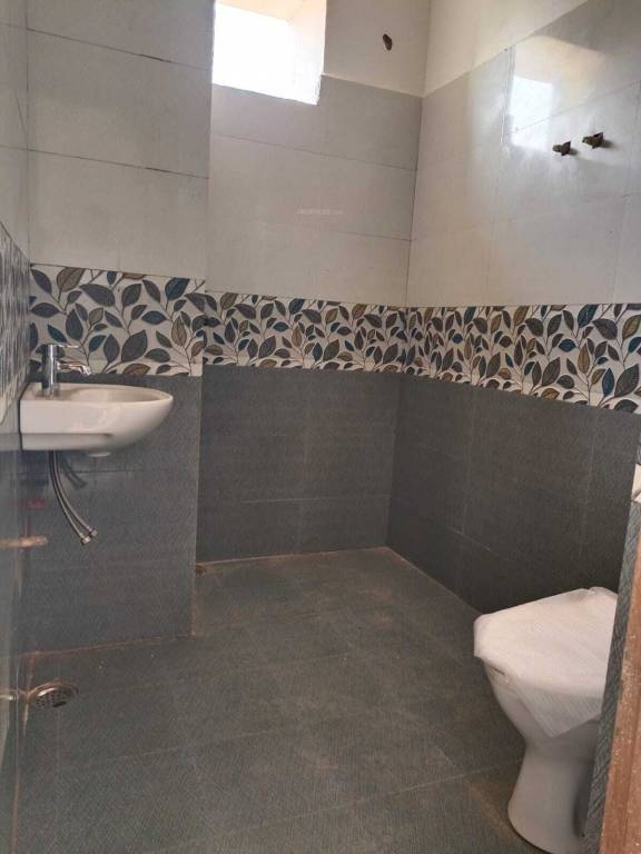  imperial green Bathroom