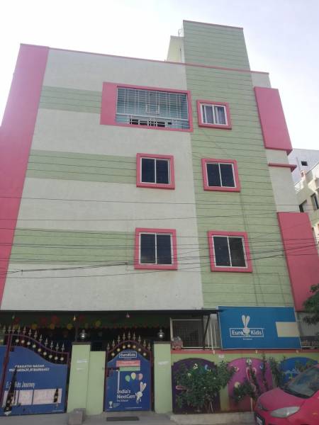 mainOther of Siri Siri Plaza