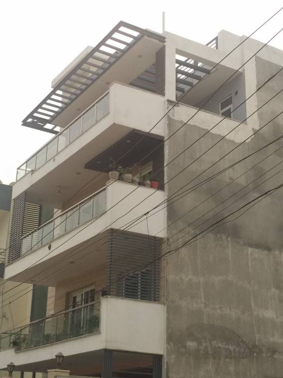 Fair N Deal Associate FND Floors 1