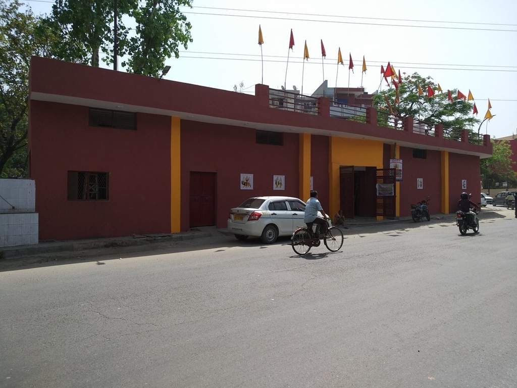 Batra Batra Floors   2