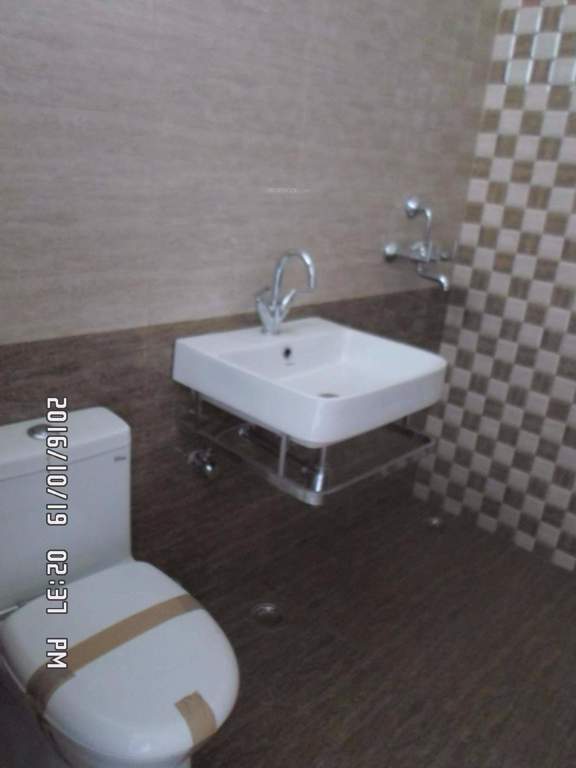 gvt green valley towers Bathroom