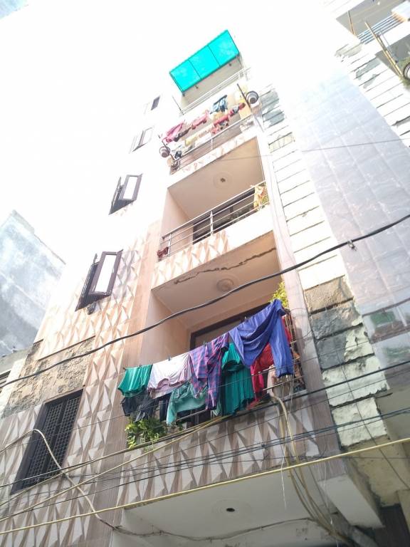 Om Realtors and Recruiters Om Ideal Apartment