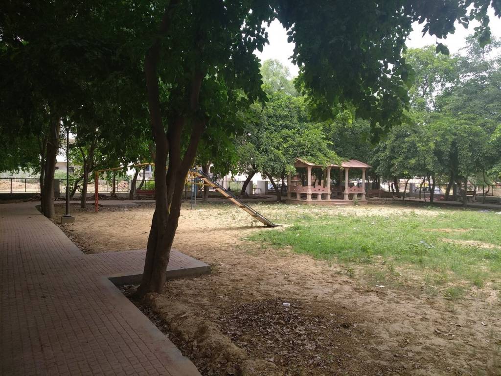 Yogendra Real Estate Pvt Ltd Yogendra Floors 1