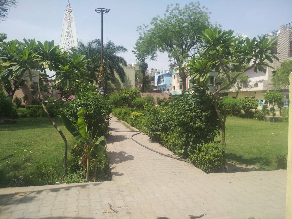 Love India Love India Builders Site 2