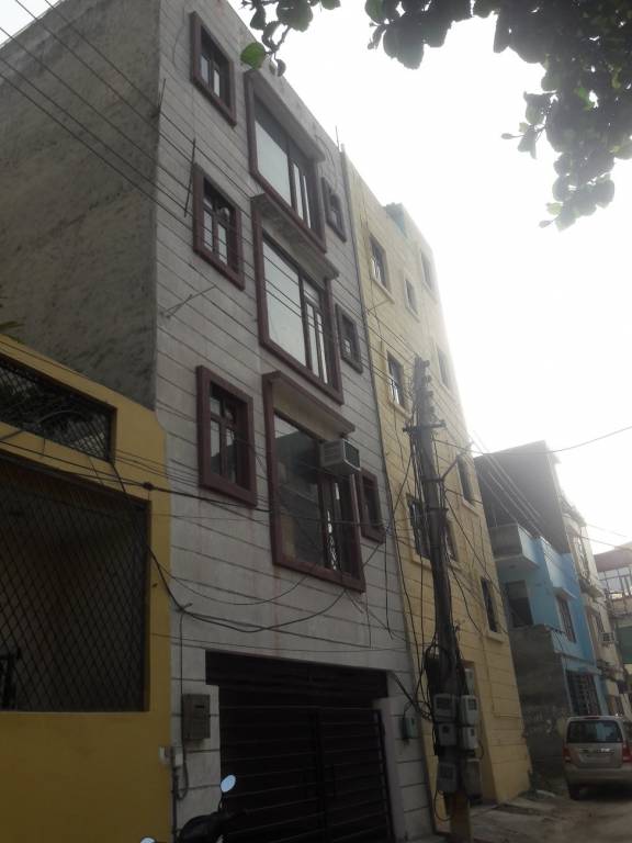 Arora Arora Homes   7