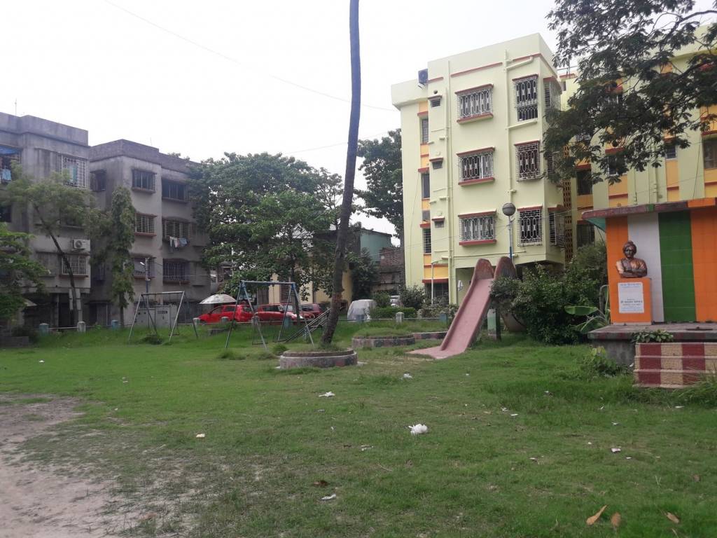 Reputed Rohan Neelkanth Apartment