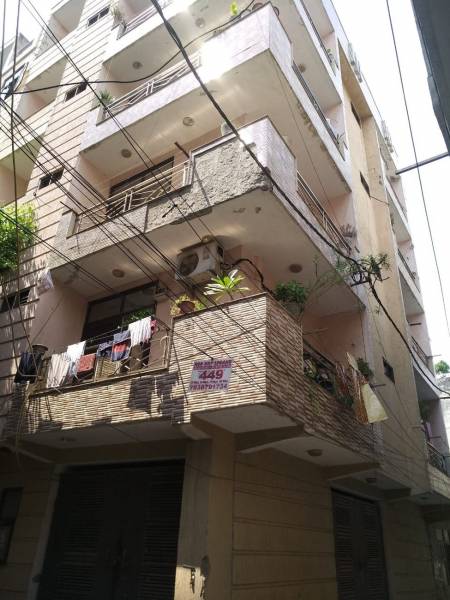 mainOther of Singhal Singhals F