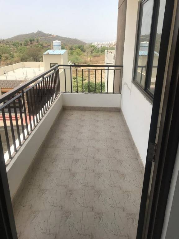  royal orchid Balcony