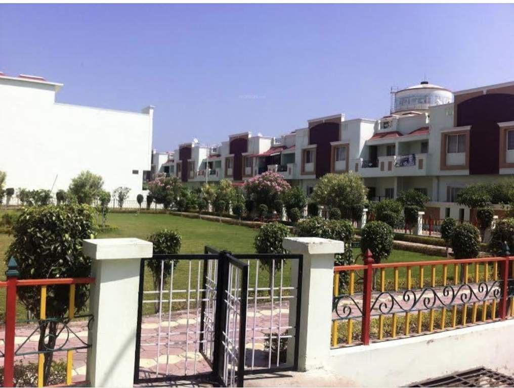  kanta shrawan jairam estate phase 1 Landscaped Gardens