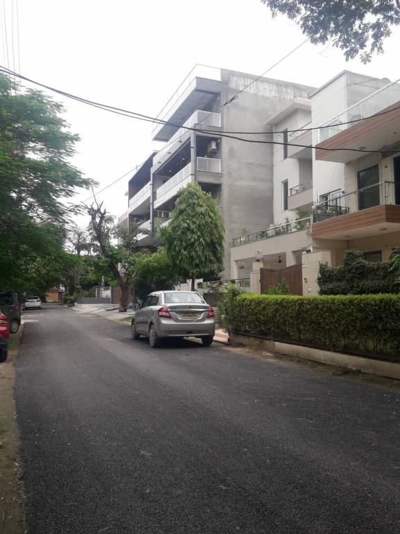 GR Properties J   Block