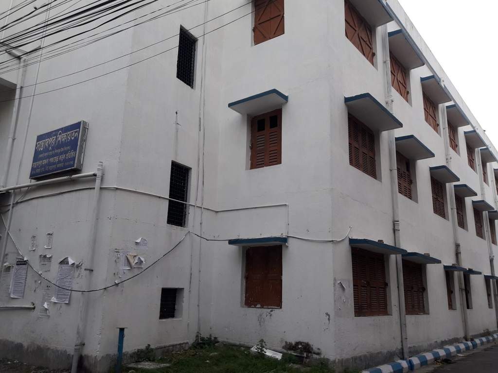 Tranquil Ariana Heights