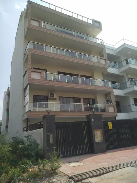 mainOther of Rise Real Estate Rise Floors 5