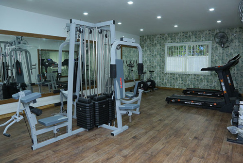 confident pride iii Gymnasium