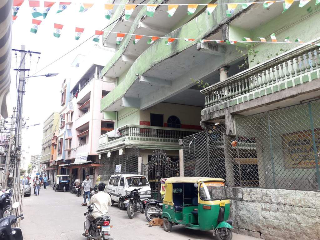 Maxworth Maxworth Max Magadi