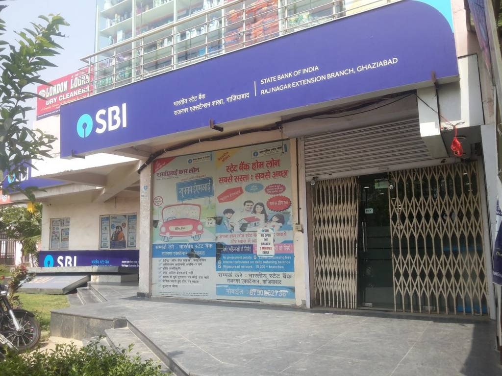 Le Solitairian Group Solitairian Paradise