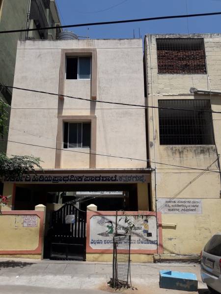 mainOther of A Knight A Knight SLV Golden Nest