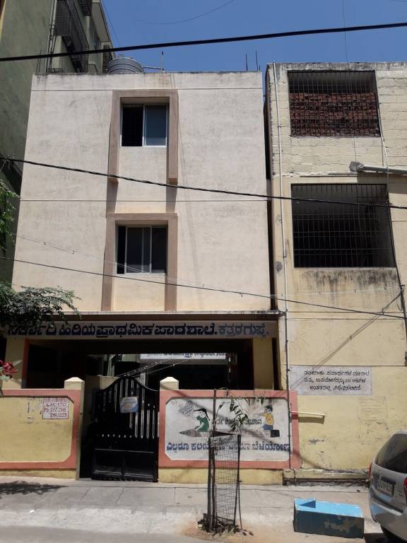 A Knight A Knight SLV Golden Nest