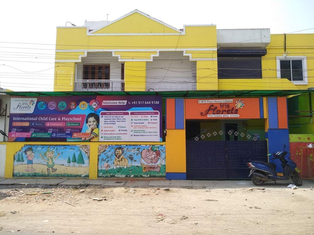 Cubes Housing Milky Cubes