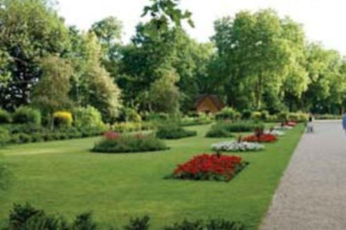  shriram-santrupthi Landscaped Gardens