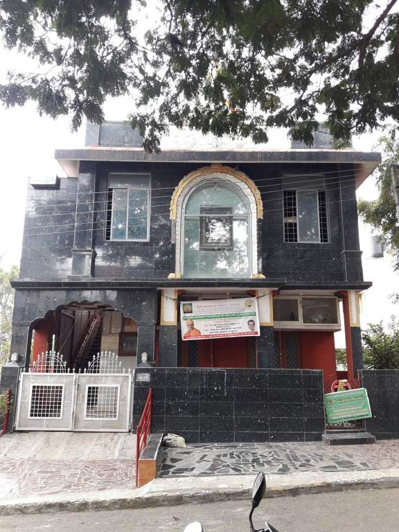 Rooted Shelters AN Rooted White House