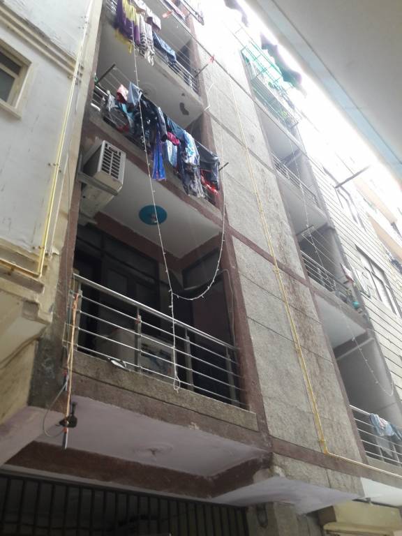 121 Home 121 Pink Rose Apartment