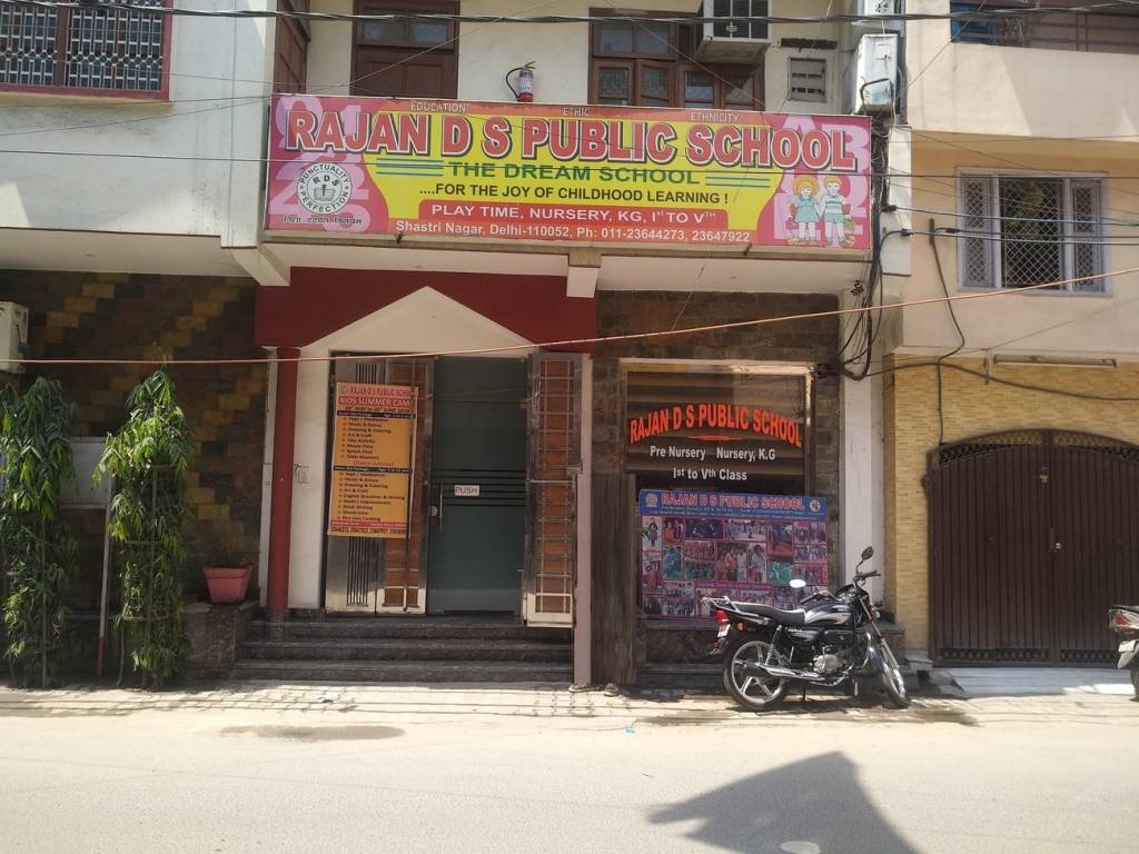 Krishna Krishna Properties Builder Floor 1