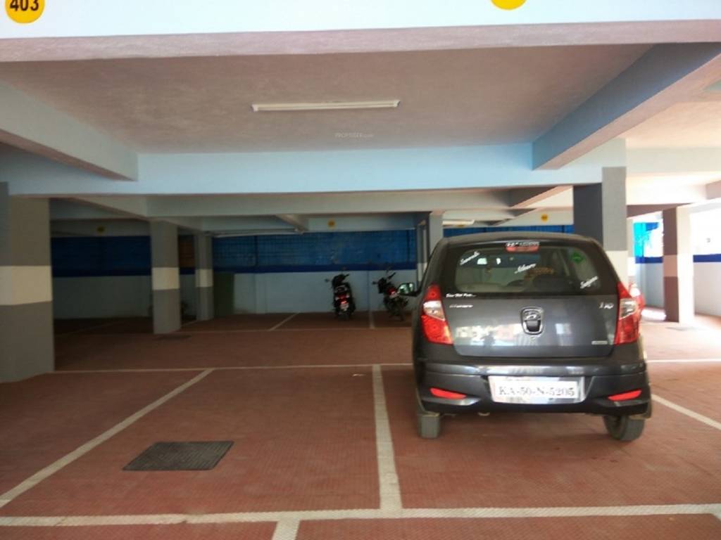  shine Closed Car Parking