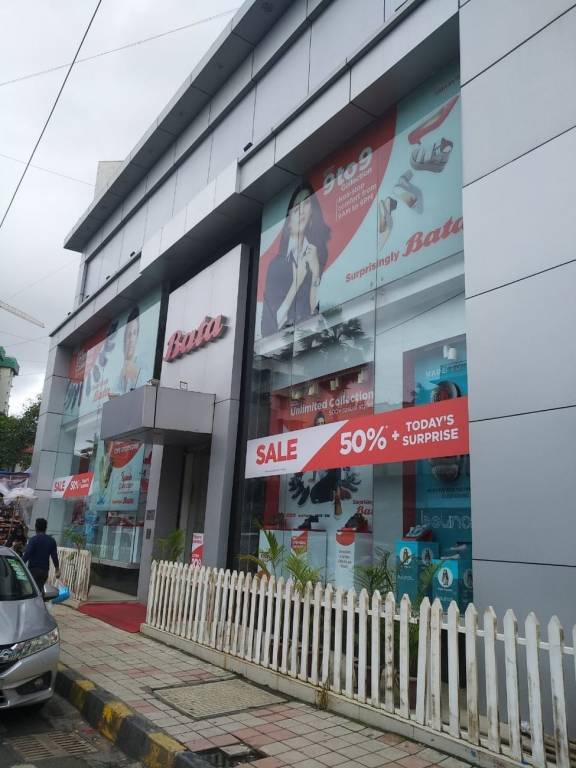 Crescent Crescent Aura