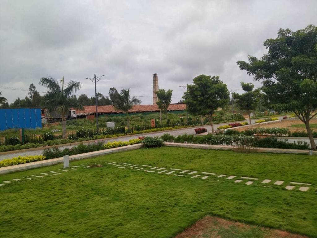 guru punvaanii eka Plot