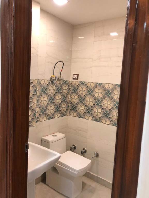 affordable homes Bathroom