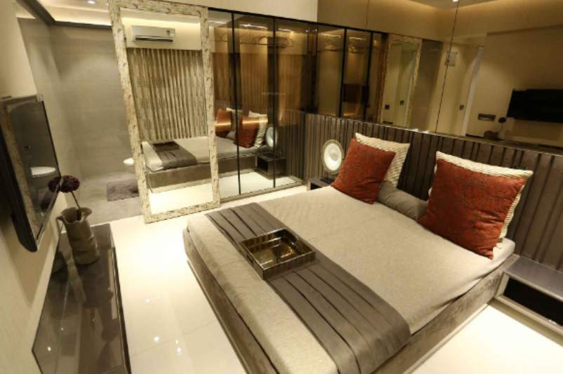  estate wing e Bedroom