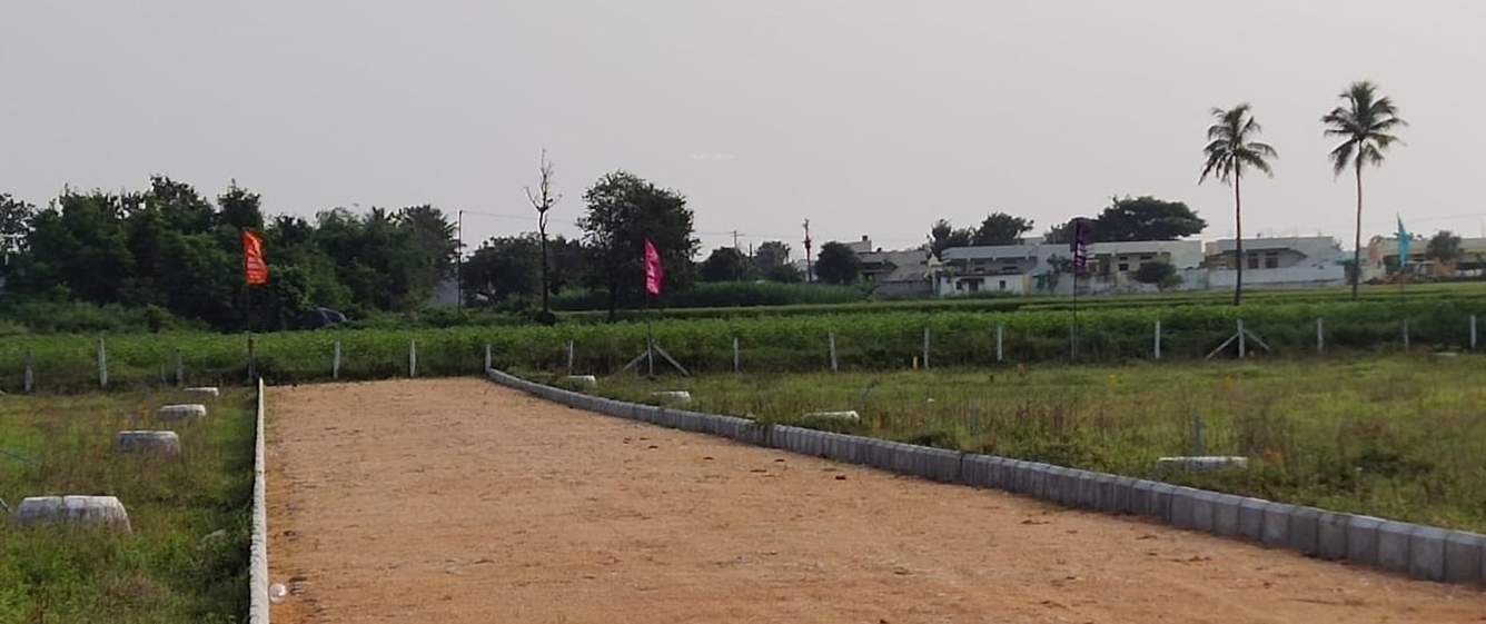  balaj gardens Plot