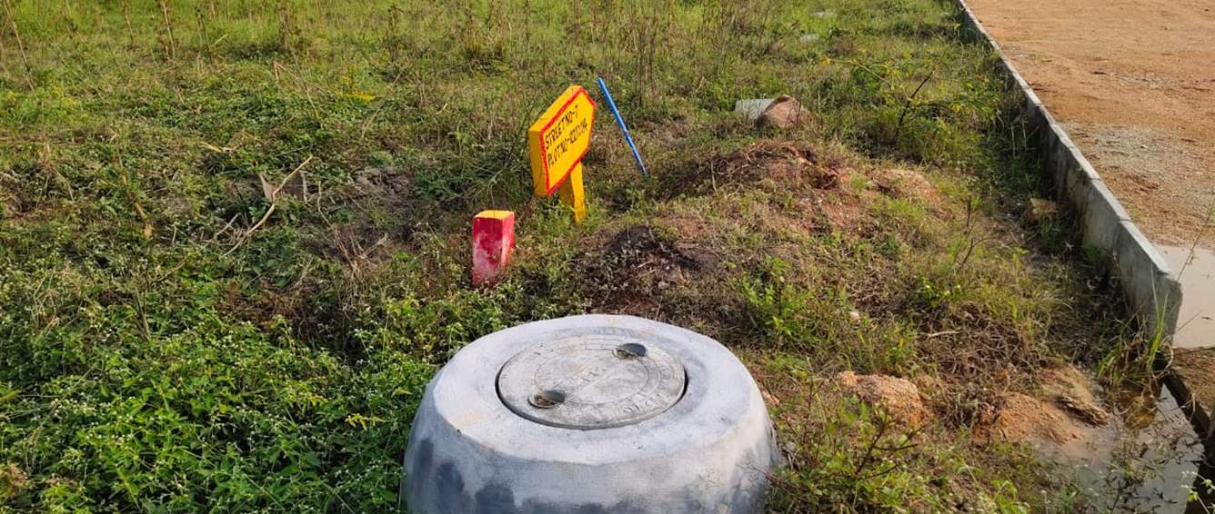  balaj gardens Plot