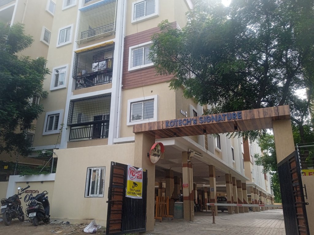  signature Gated Community