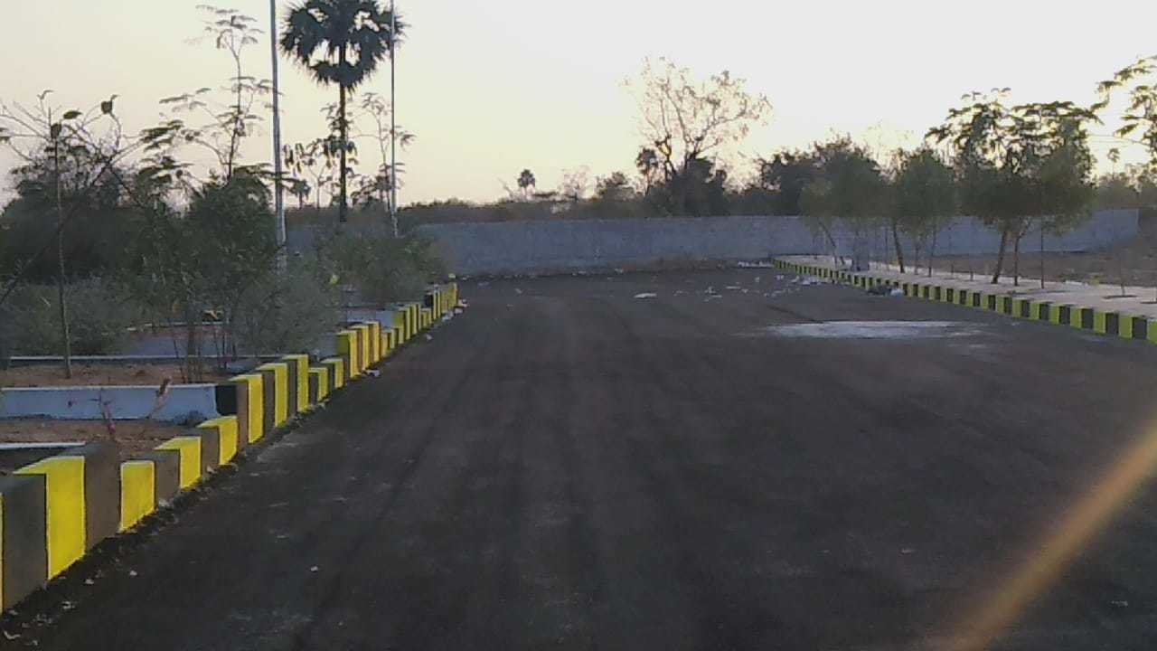  sparkle nestila Plot