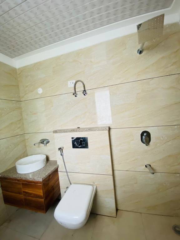  star home Bathroom