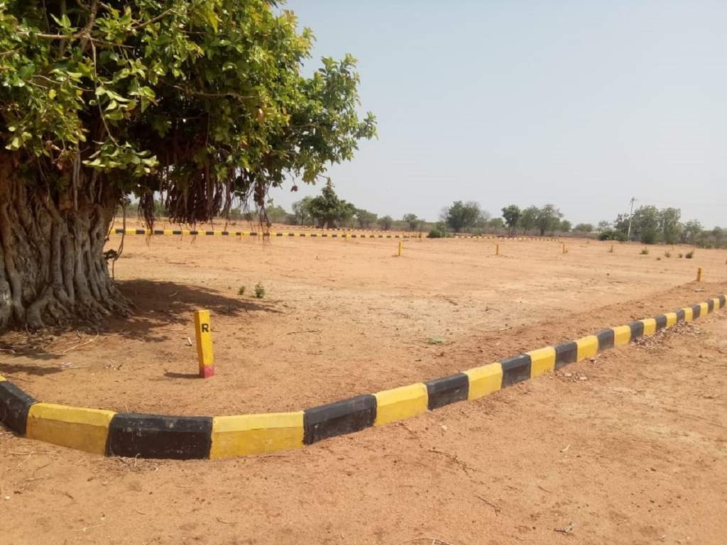  brindavanam Plot