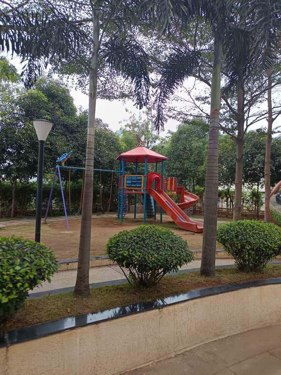  vinay iconia phase i i block 4 is named as shivalik Children's play area