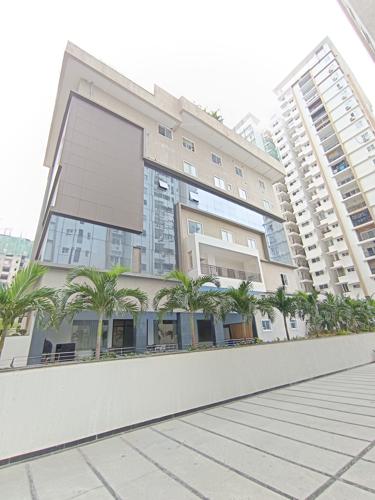  vinay-iconia-phase-i-i-block-4-is-named-as-shivalik Club House