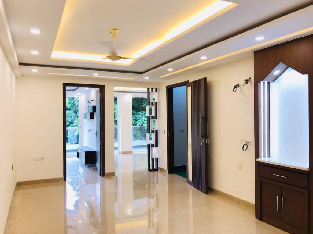  floors 4 Living Area